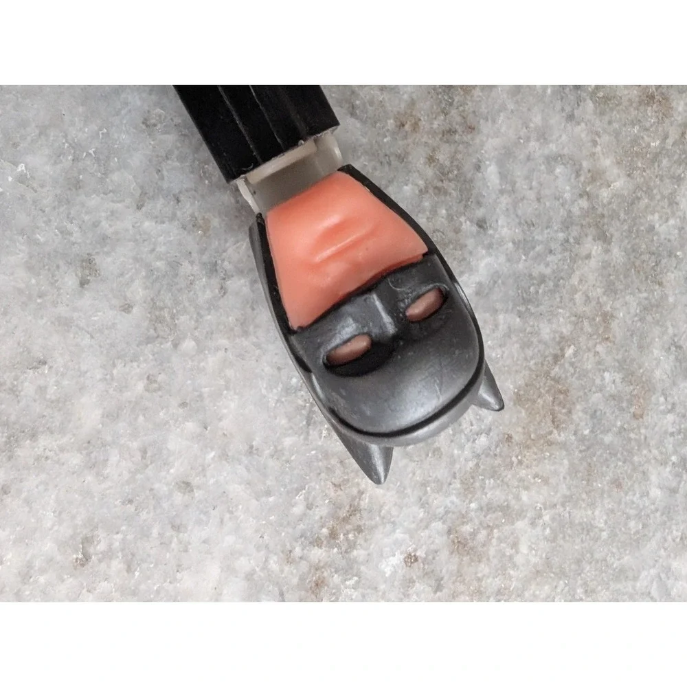 VINTAGE PEZ DISPENSERS LOT OF 2-- BATMAN (1985) AND SPIDERMAN (1989)